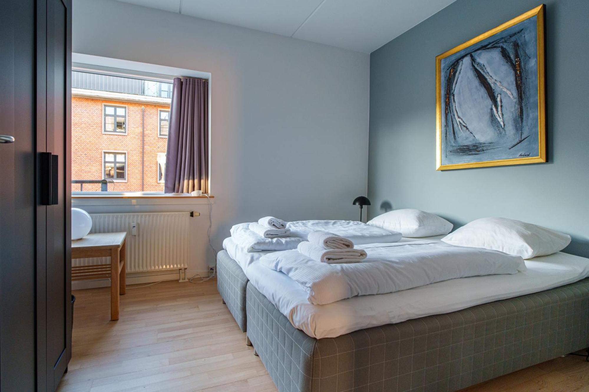 Spacious & Comfortable Near Tivoli & Metro Apartment Copenhagen