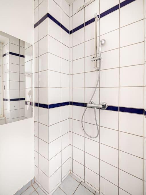 Kattesundet Charm - Historical Center Apartment *