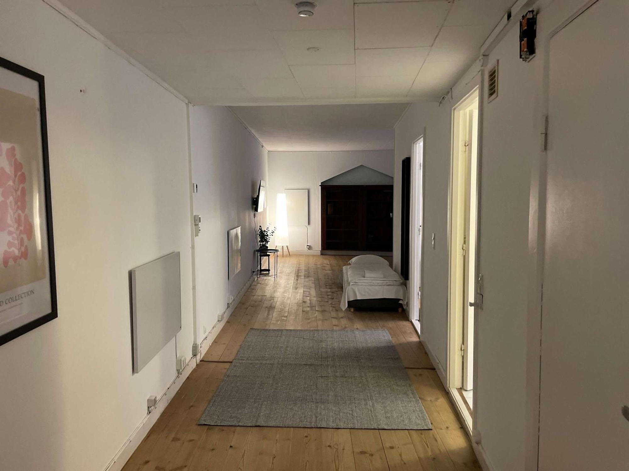Grand - Prime Location Apartment *