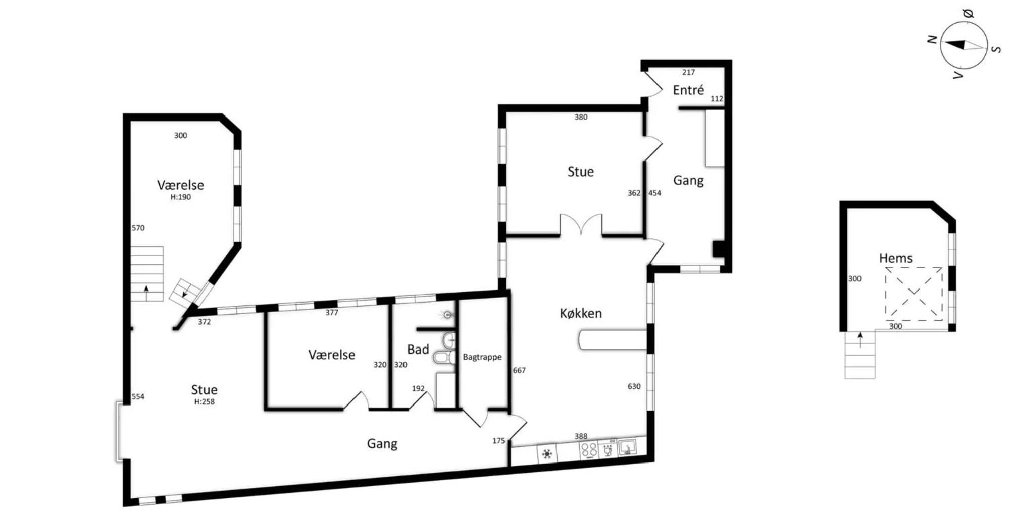 Grand - Prime Location Apartment