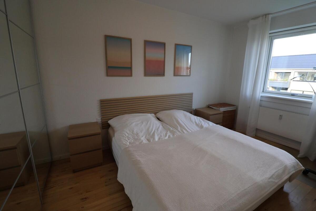 Apartment Cosy Near City, Beach, Metro & Airport