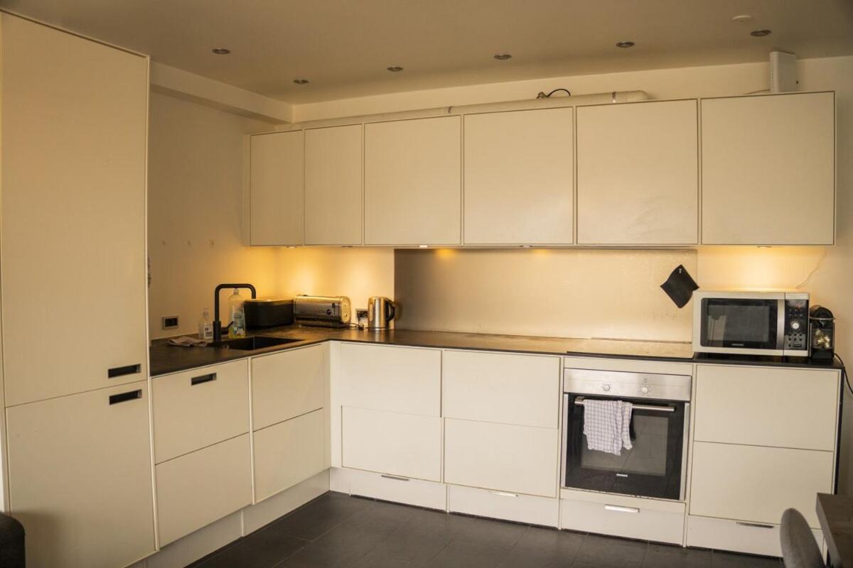 Homestay Private In Shared Copenhagen-based *