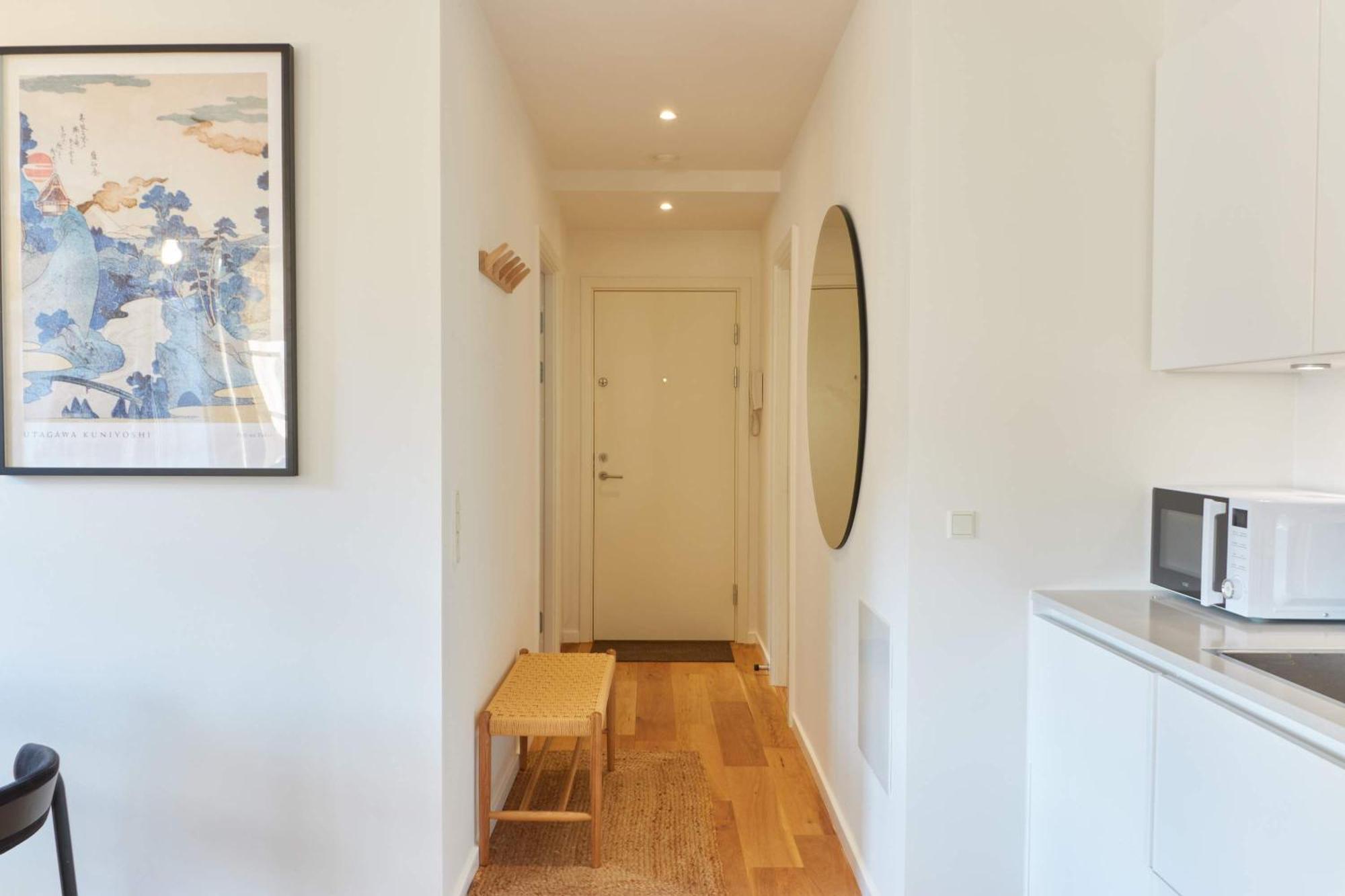 Apartment Stunning 2 Bedroom On Nyhavn With Private Balcony
