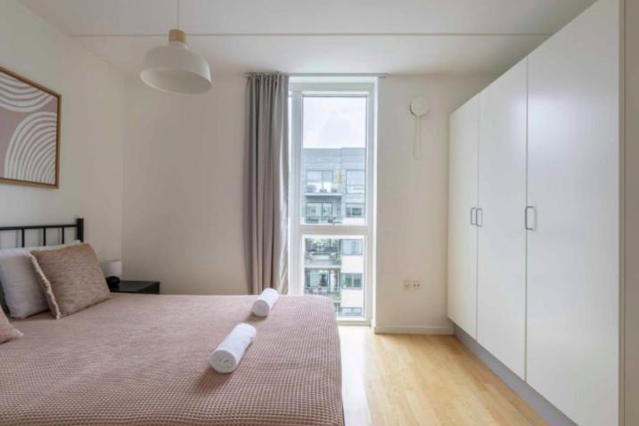 Appartement Amazing Two Bedroom Flat In Urban Area *