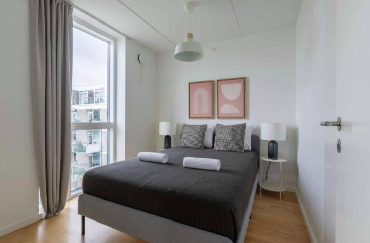 Amazing Two Bedroom Flat In Urban Area Apartment *