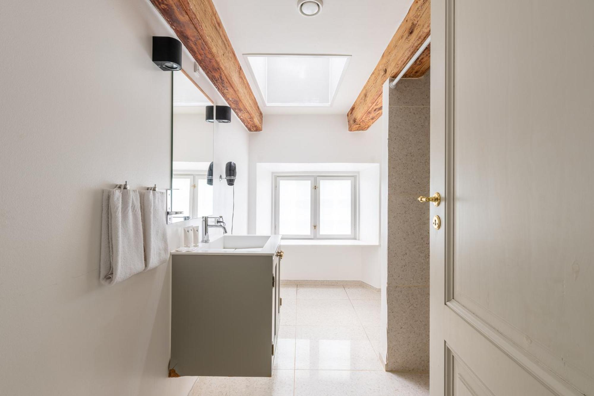Stylish Loft In The Heart Of Cph *