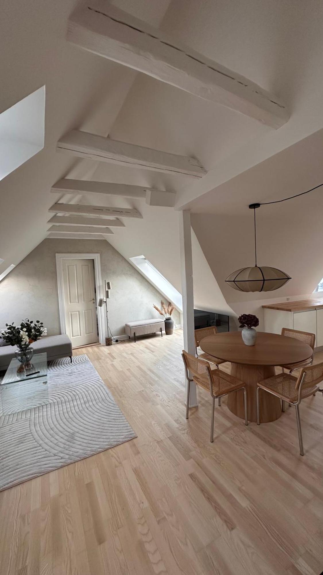 Lovstraede From 1 To 6 - Carolinas Appartement *