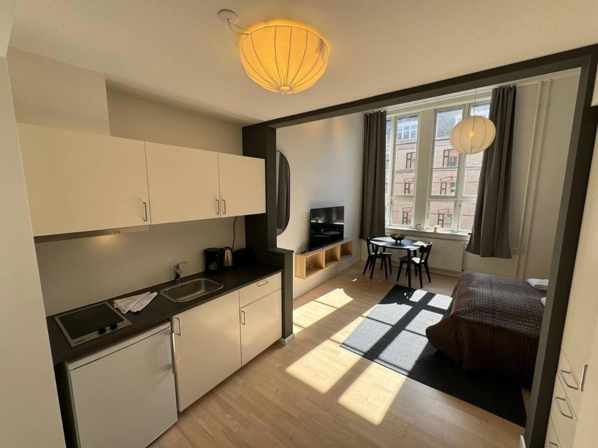 Perfect Couples Retreat In Urban Area *