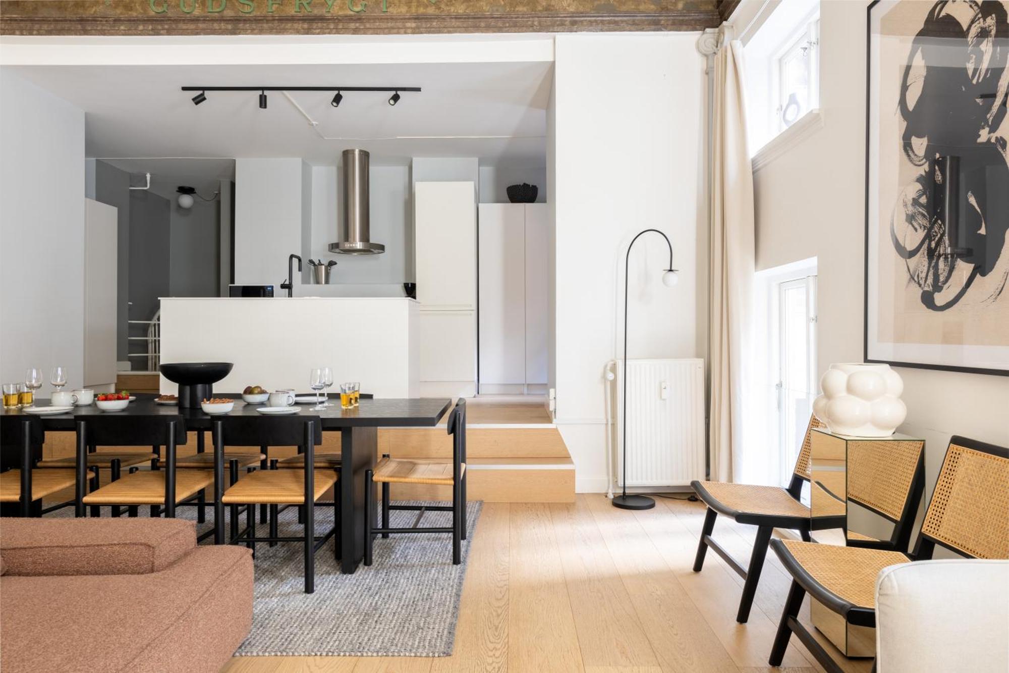 Unique 3 Bedroom Flat In Vibrant Frederiksberg Apartment Kopenhagen