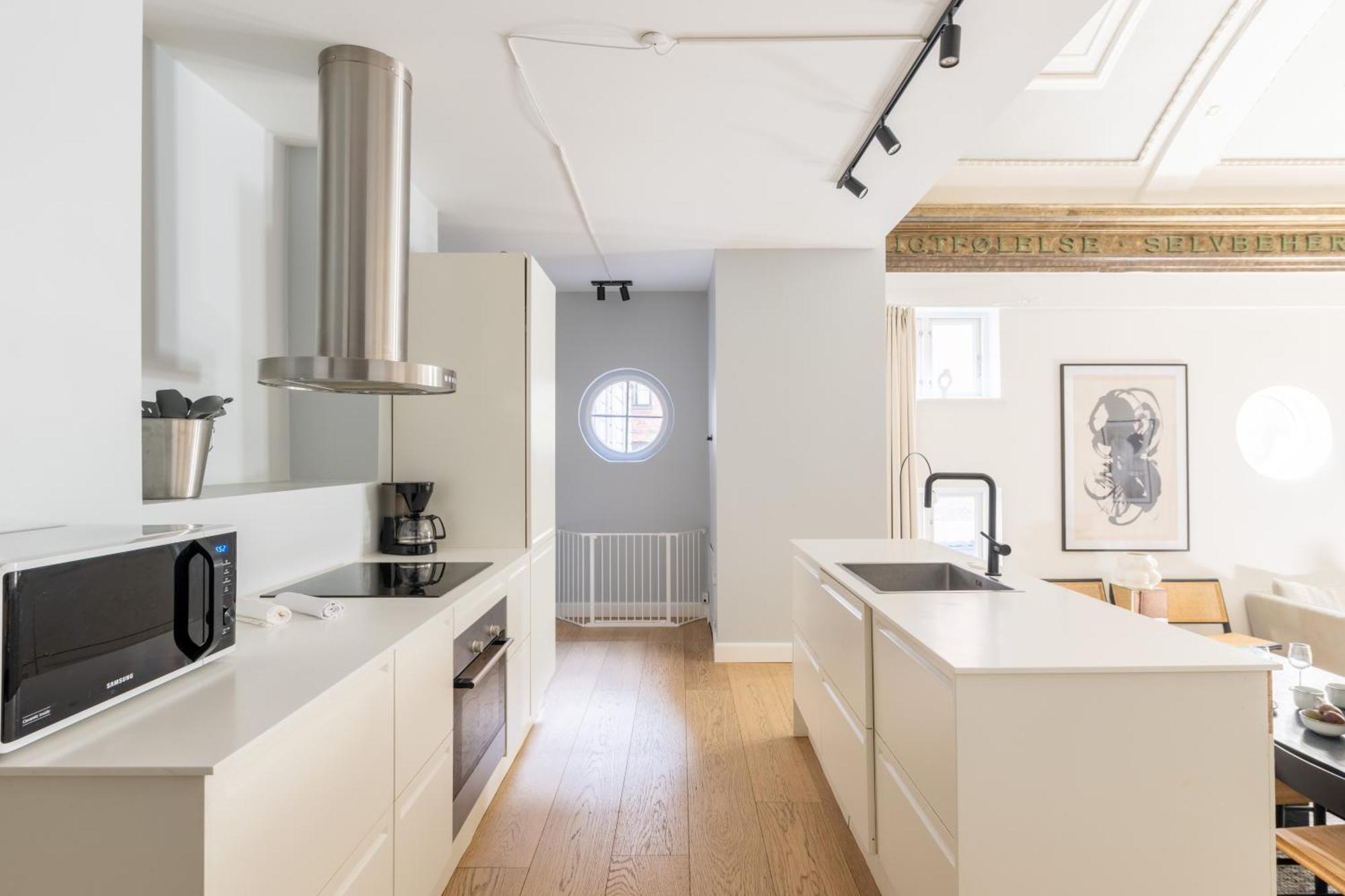 Unique 3 Bedroom Flat In Vibrant Frederiksberg Appartement Kopenhagen