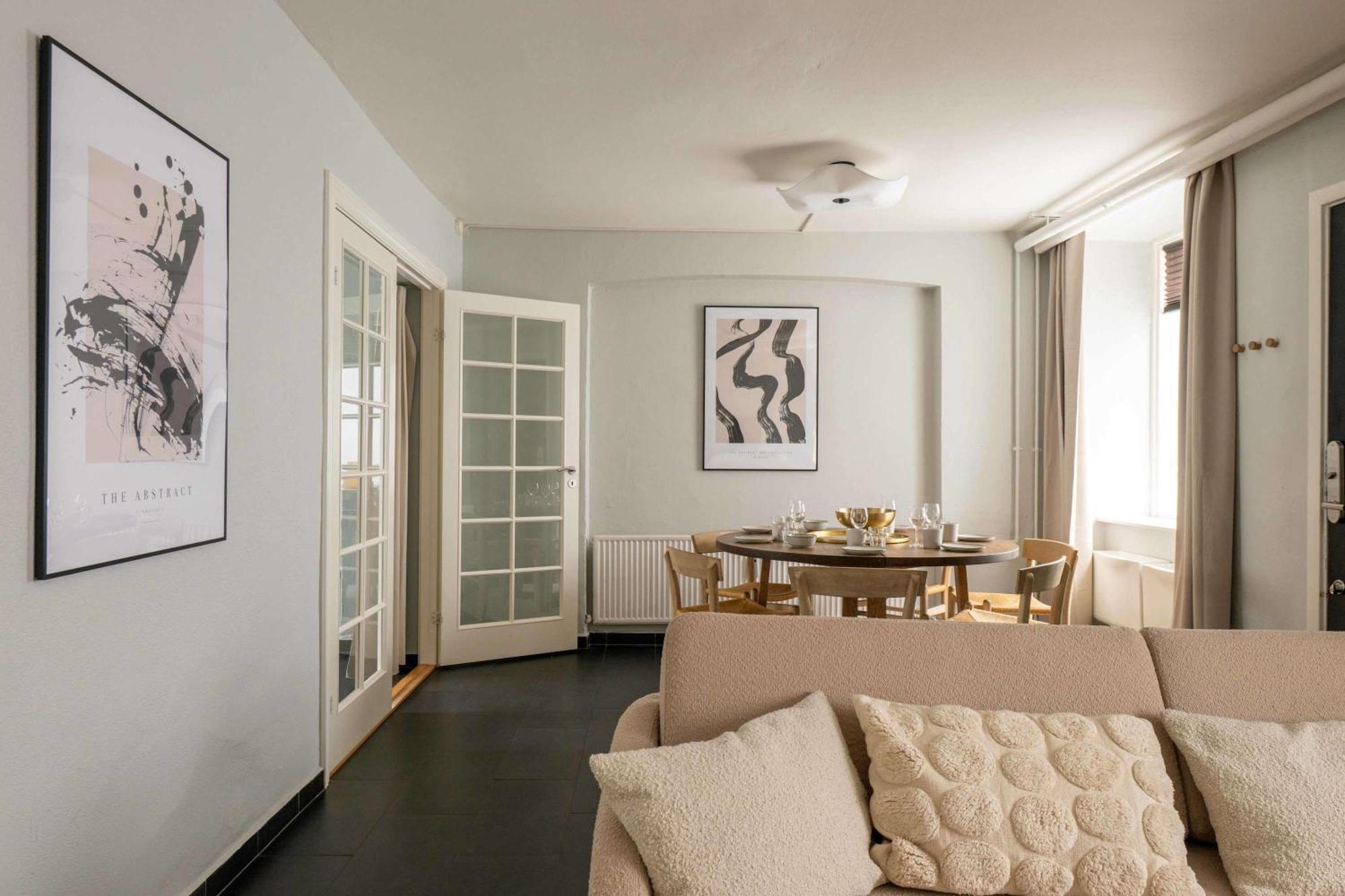 2 Bedroom Flat In Heart Of Vesterbro Huoneisto *