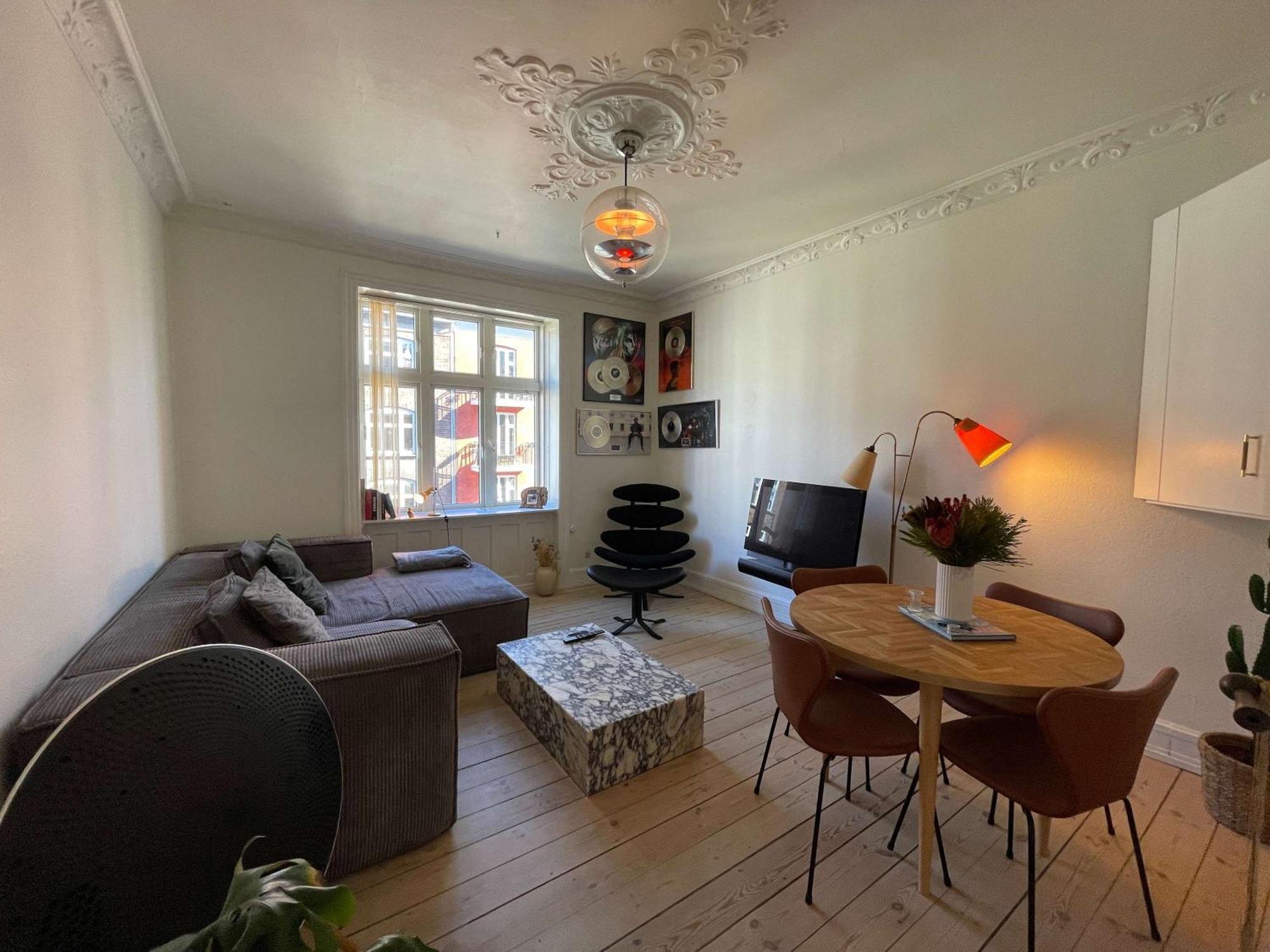 Luxury In Vestebro Apartment