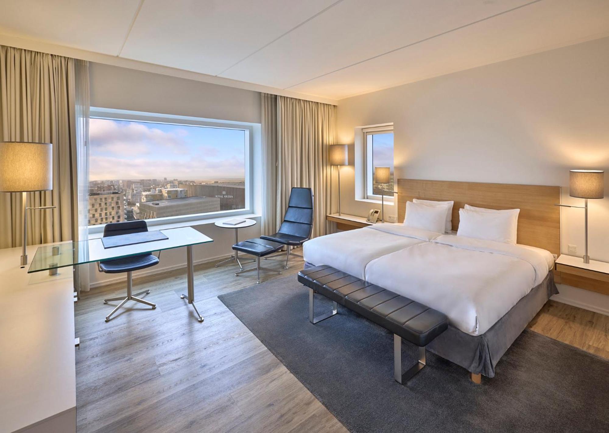 Crowne Plaza Towers By Ihg Hotel 4*
