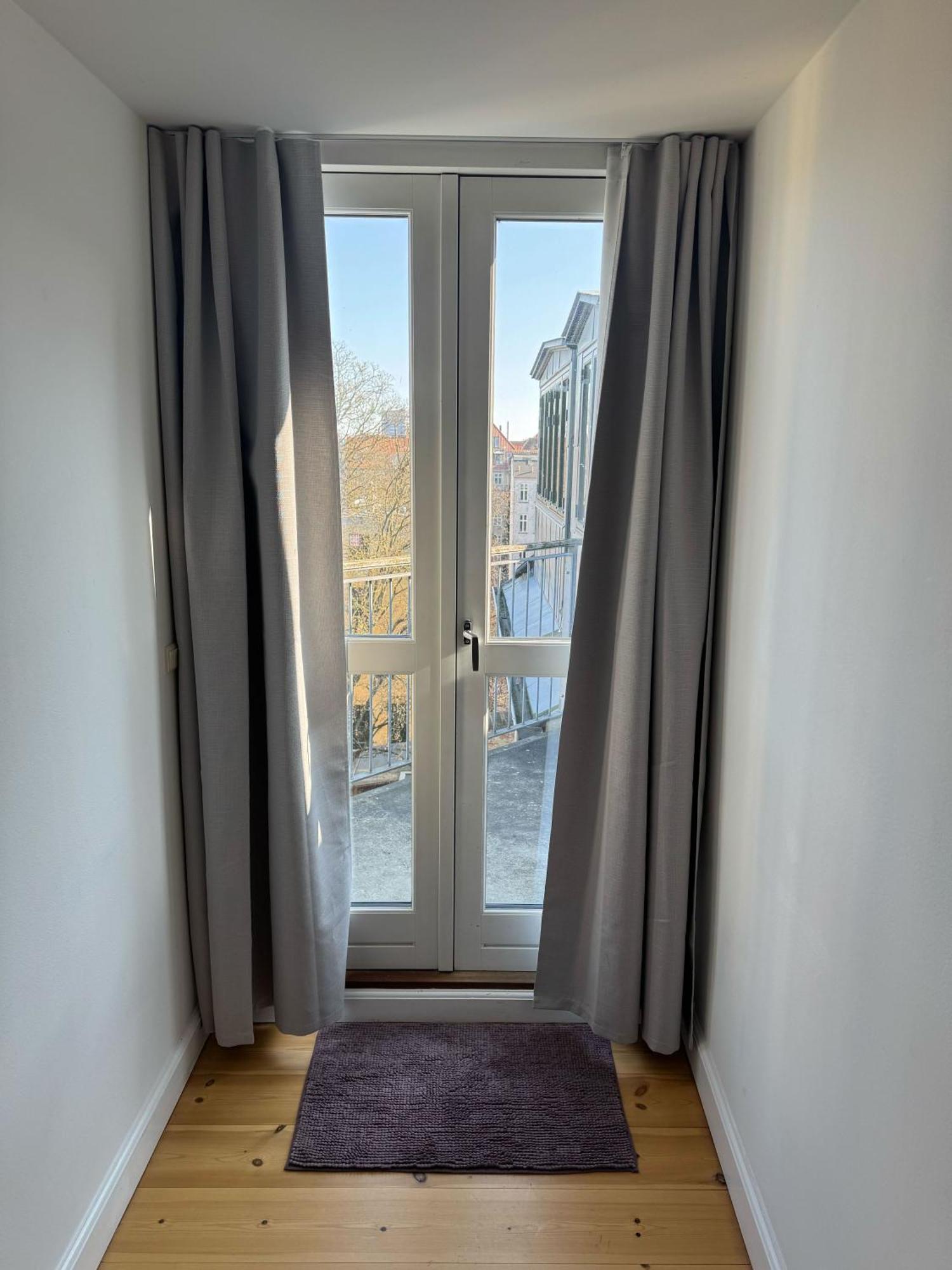 Bright 3br Flat With Balcony And Amazing View Lejlighed *