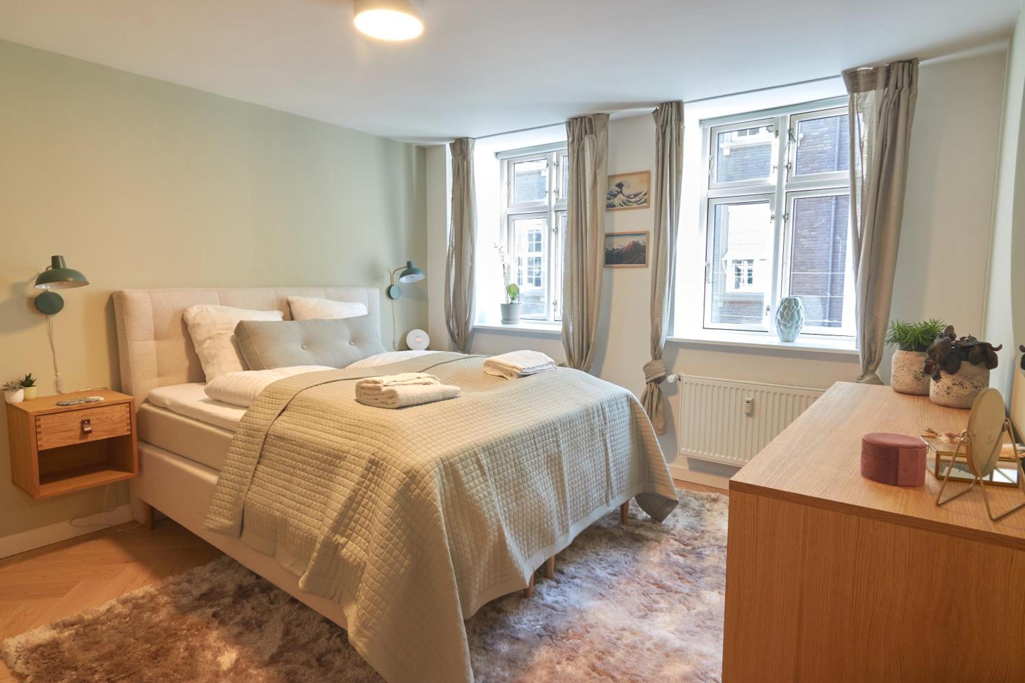 Designer 2 Bedroom With Private Balcony København