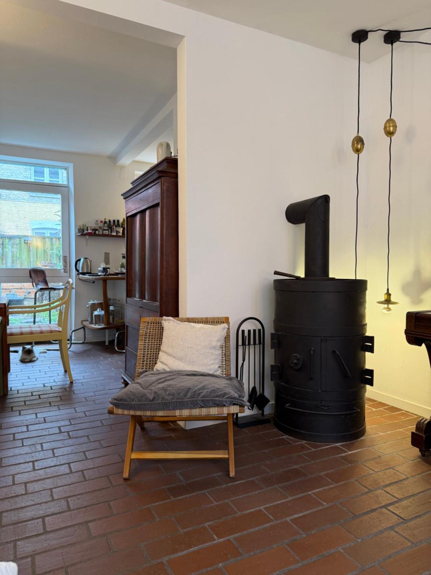 Cozy Center Chambers With Kitchen And Garden