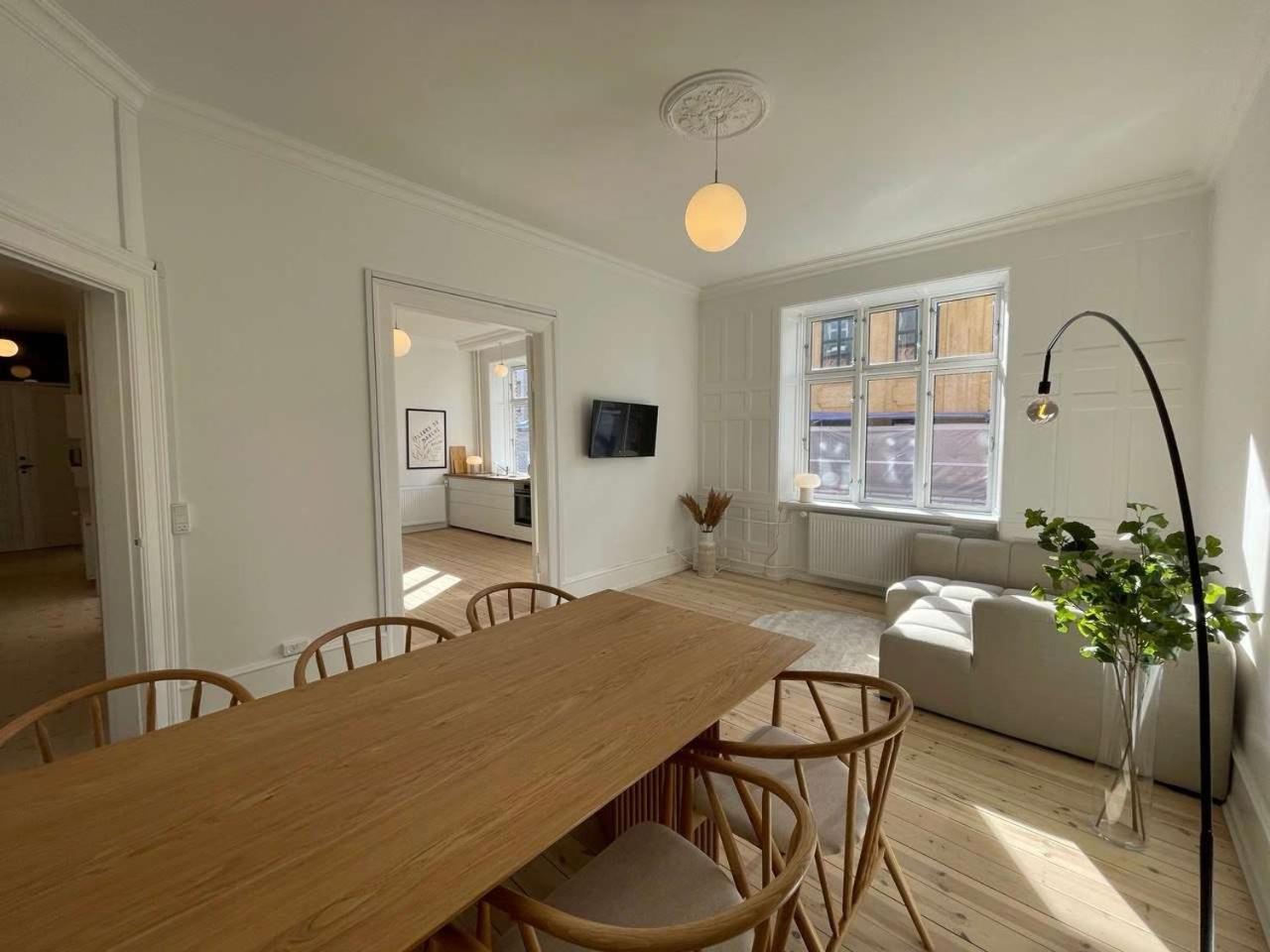 Appartamento The Royale Retreat With 5 Bedrooms Copenaghen