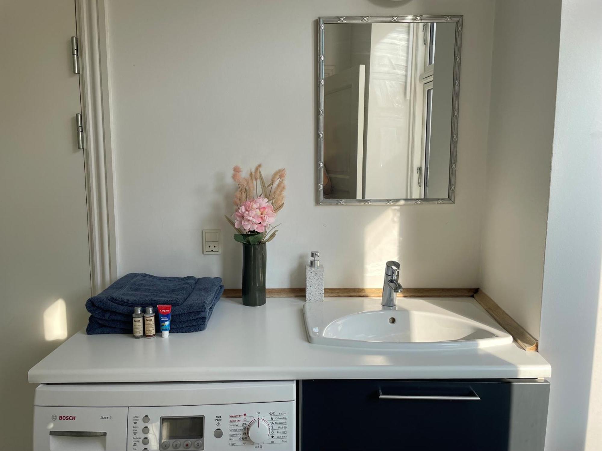 Appartement Stylish With Prime Location In Osterbro *