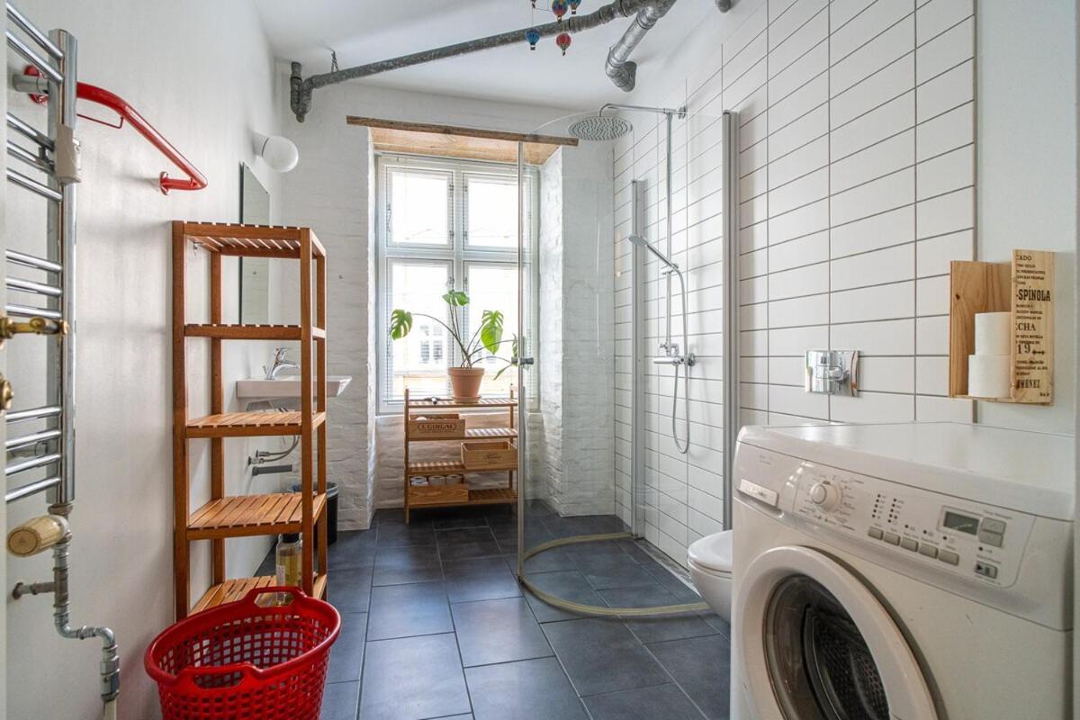 Stylish & Spacious In Trendy Norrebro Copenhagen
