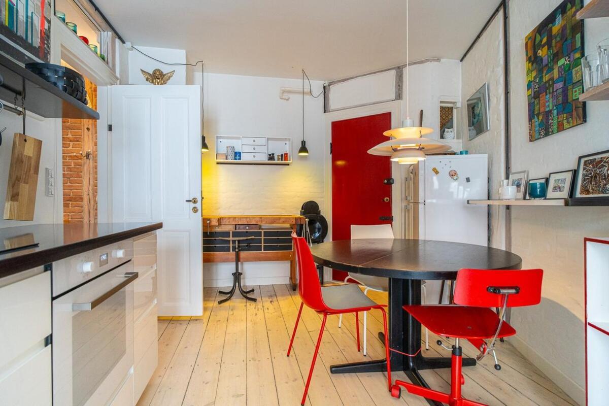 Stylish & Spacious In Trendy Norrebro Apartment
