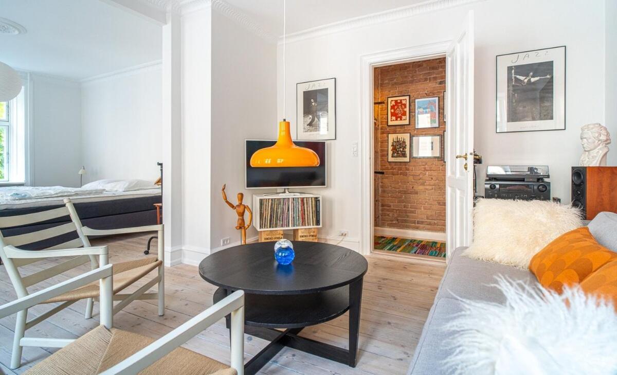 Stylish & Spacious In Trendy Norrebro Copenhagen