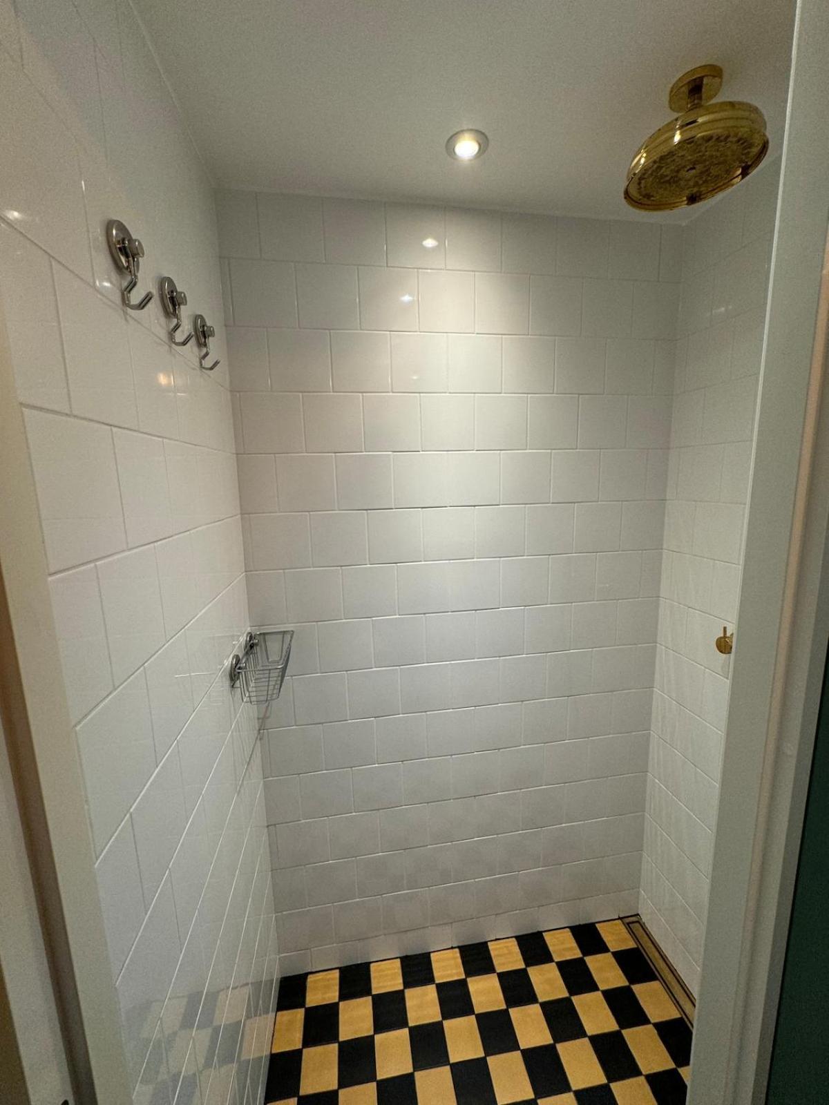 Historical 1 , 4 Persons Apartment *