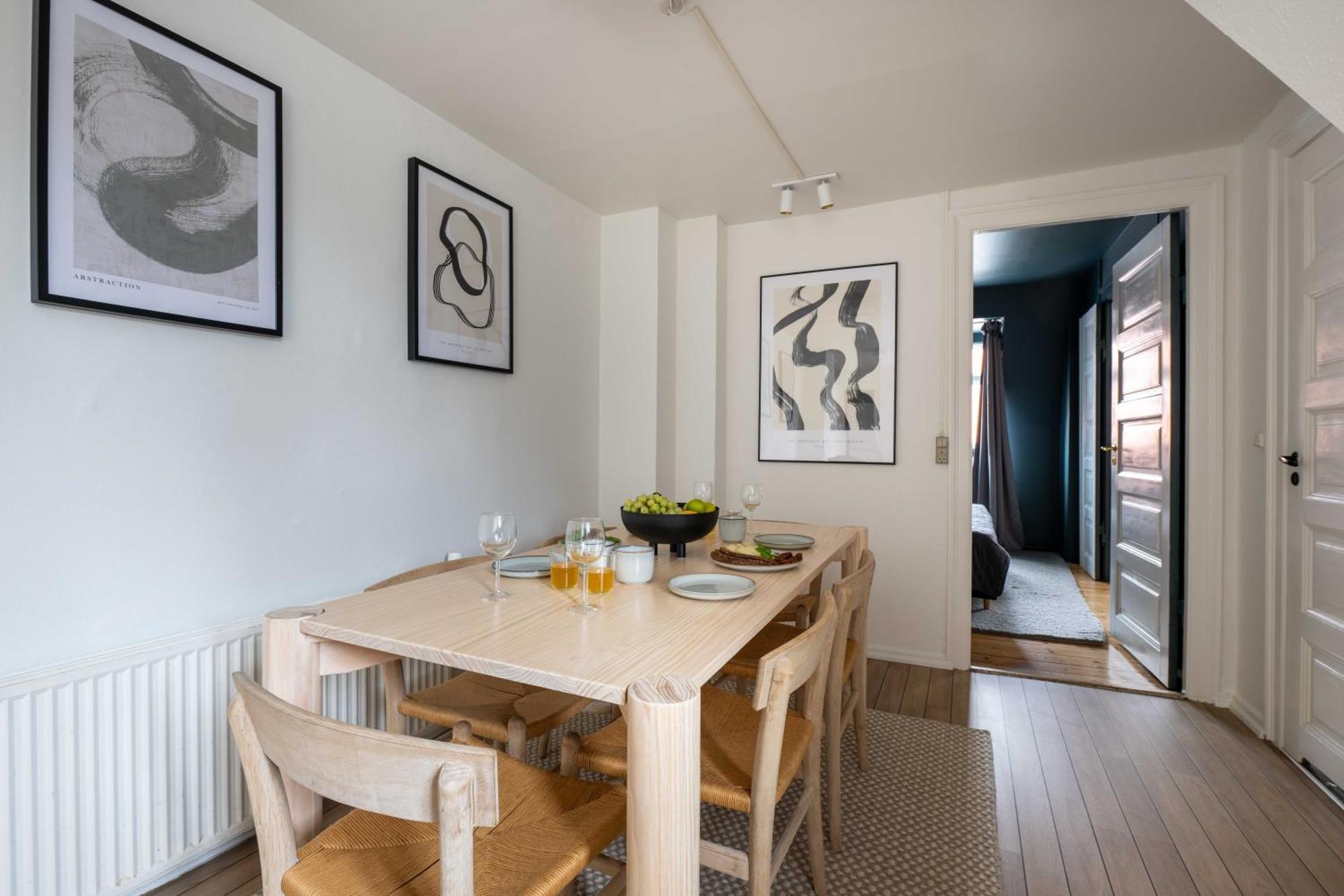 Apartamento Rustic & Cozy 2br In Heart Of Cph By Stroget *
