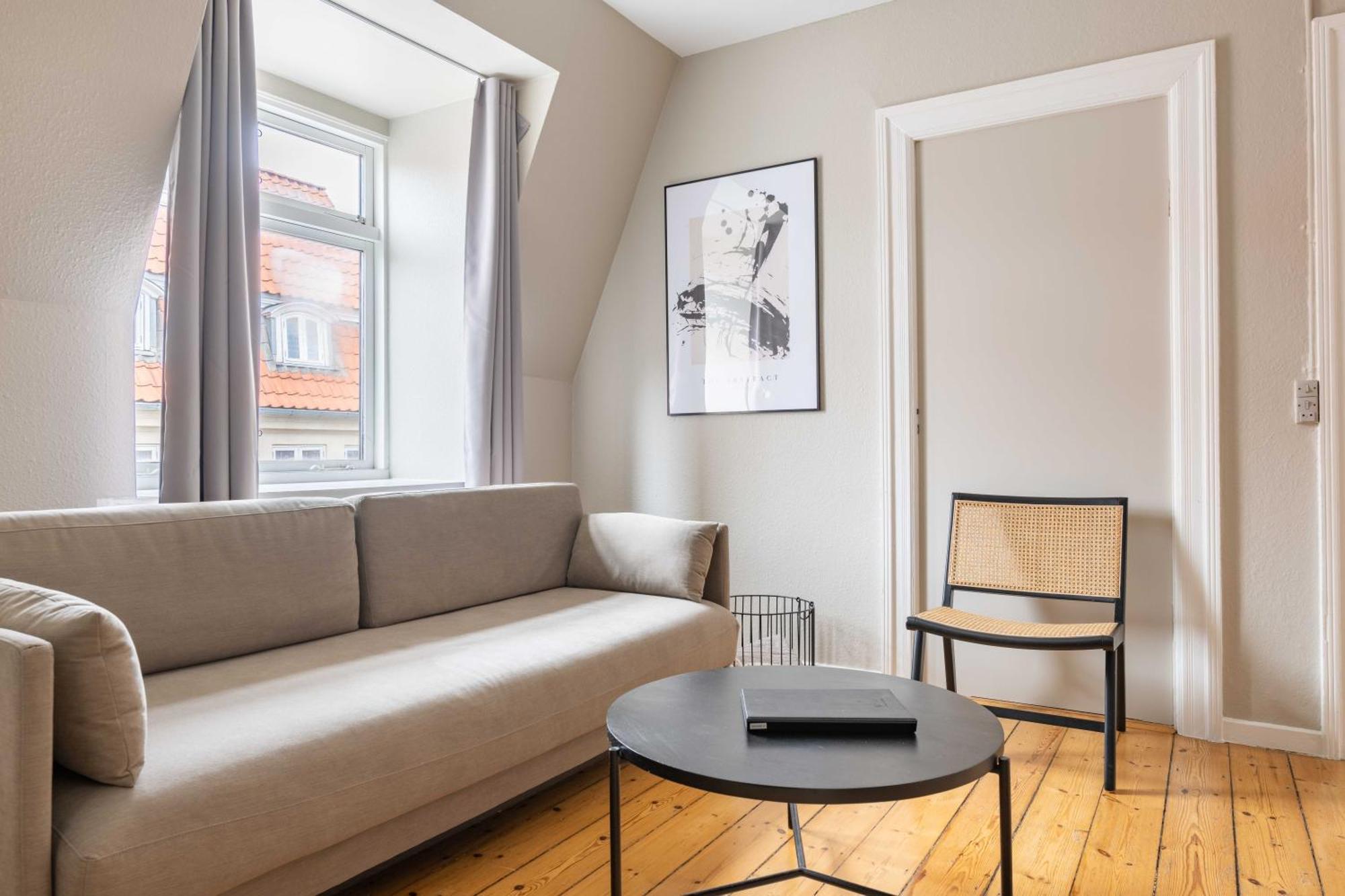 Apartamento Rustic & Cozy 2br In Heart Of Cph By Stroget Copenhaga