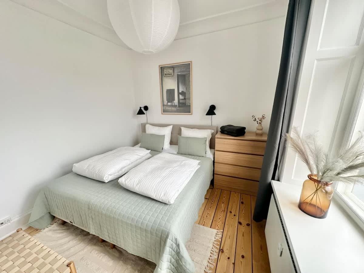 Huoneisto Deluxe 4 Bedrooms 180 M2 Canal View Prime Location