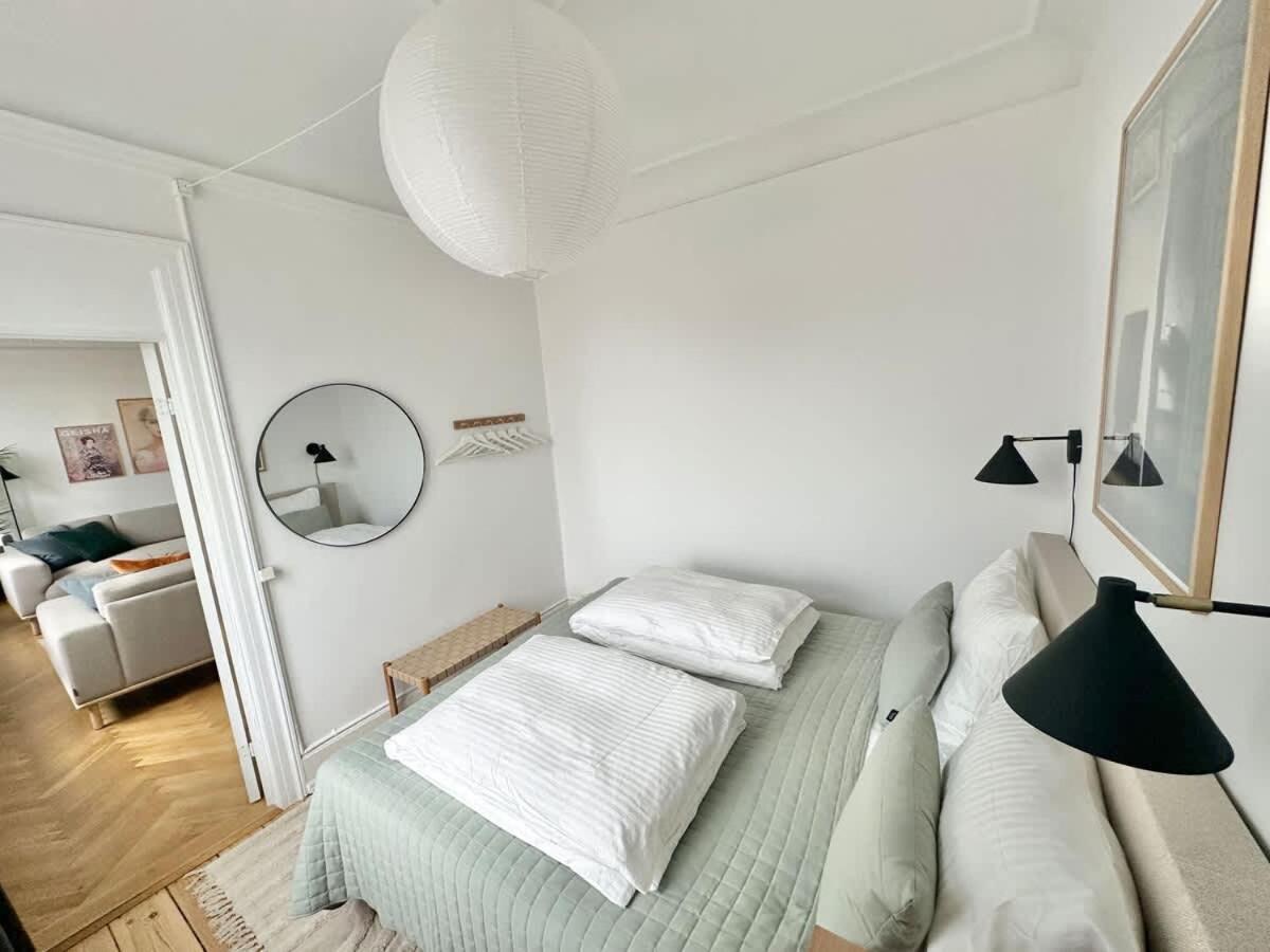 Apartment Deluxe 4 Bedrooms 180 M2 Canal View Prime Location