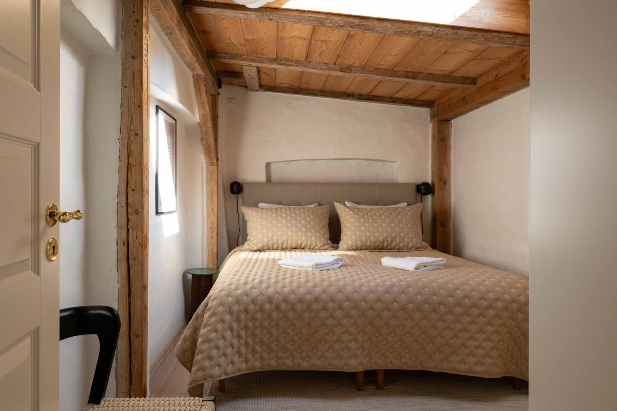 Charming 4br Duplex In Norrebro Apartment *