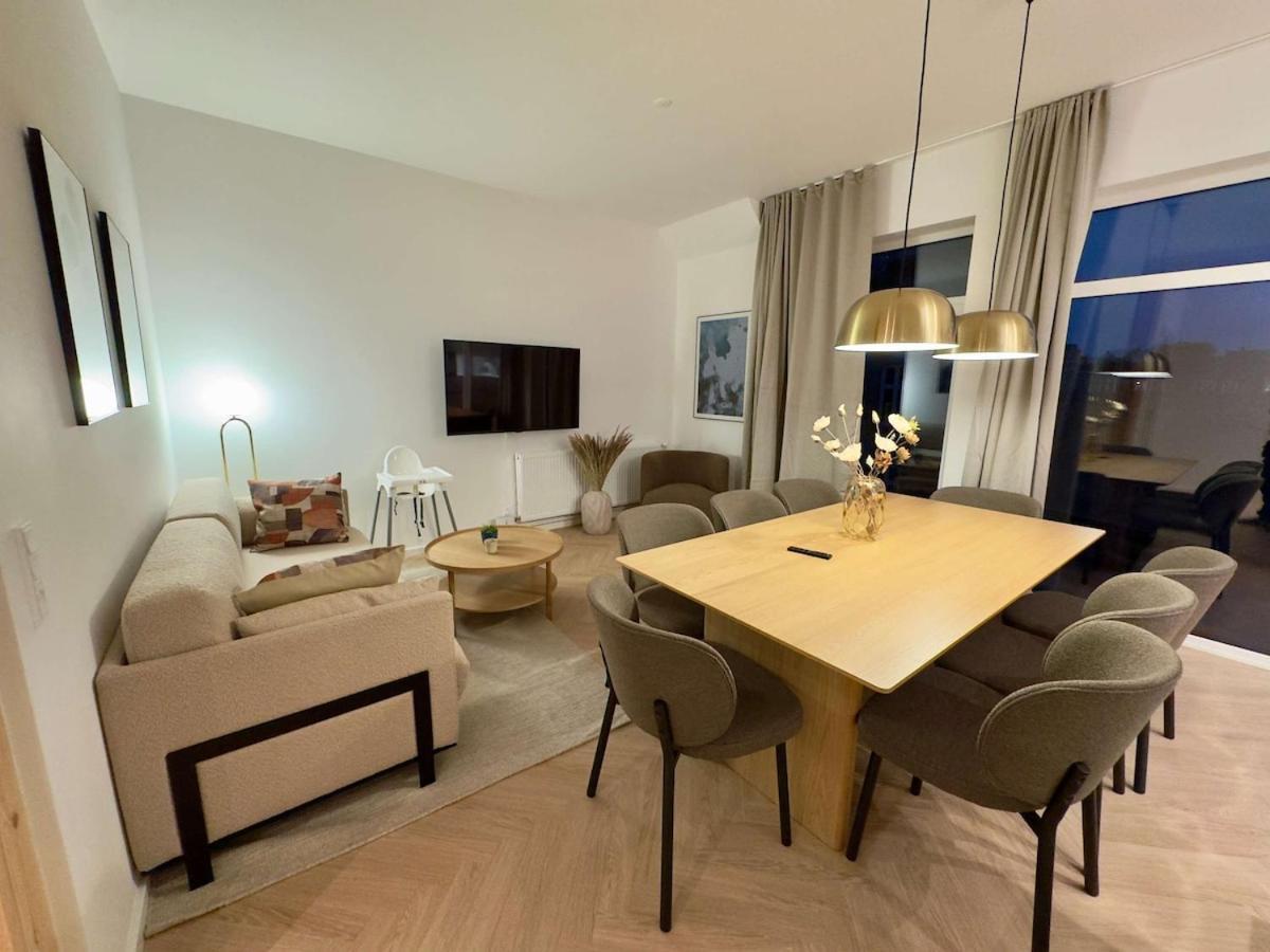 Apartment Newly Renovated 2br With Large Balcony Copenhagen