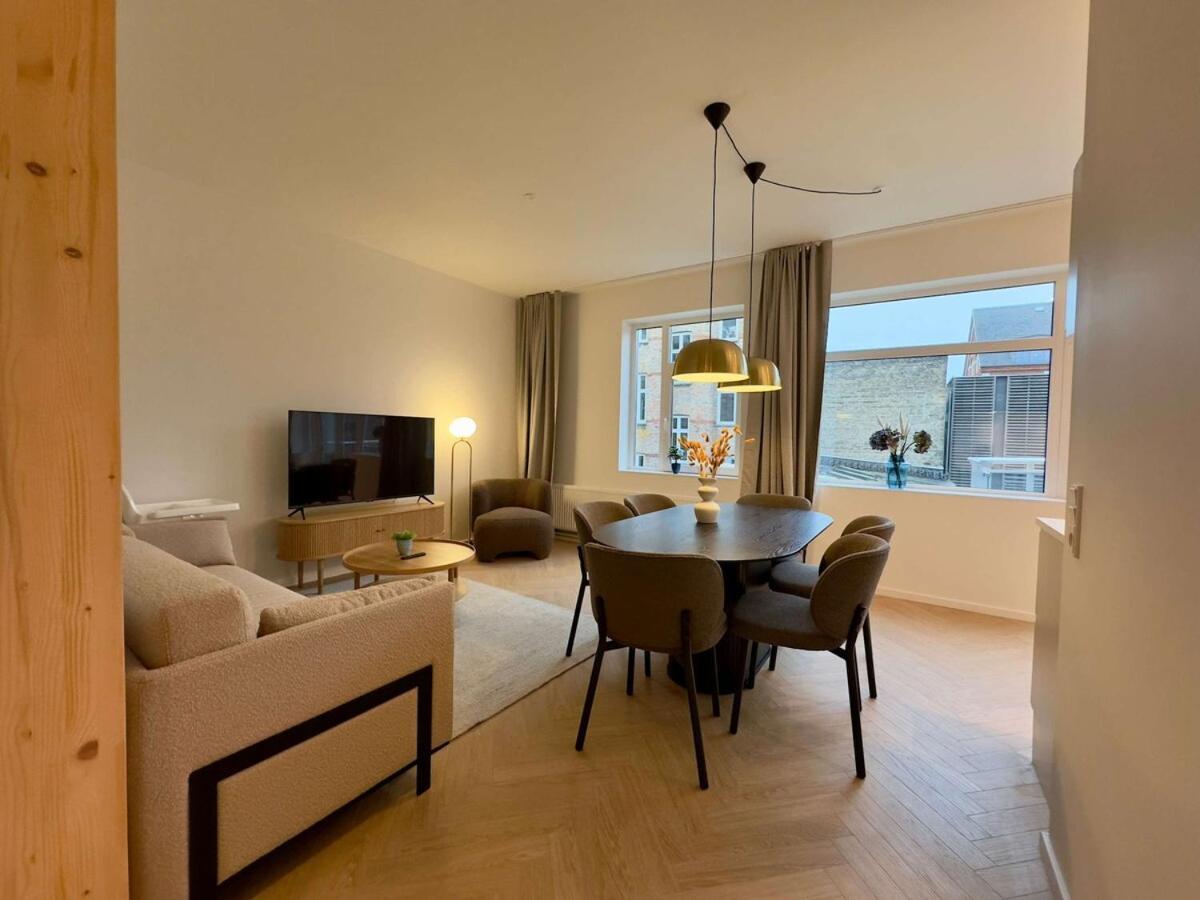 Apartamento Newly Renovated 2br With Large Balcony Copenhaga