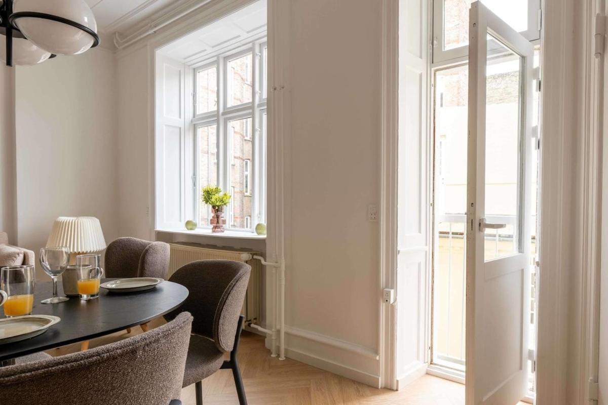 Stylish And Bright 2 Bedroom In Cph N * Kopenhagen