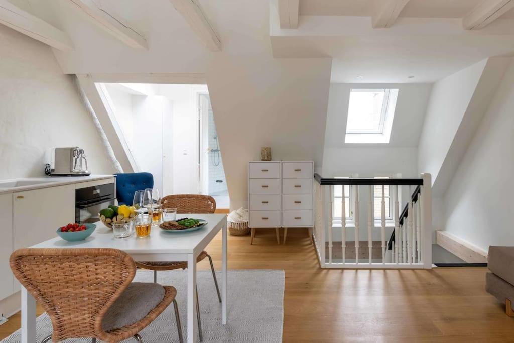 Super Cozy In Downtown Cph Apartment Copenhagen
