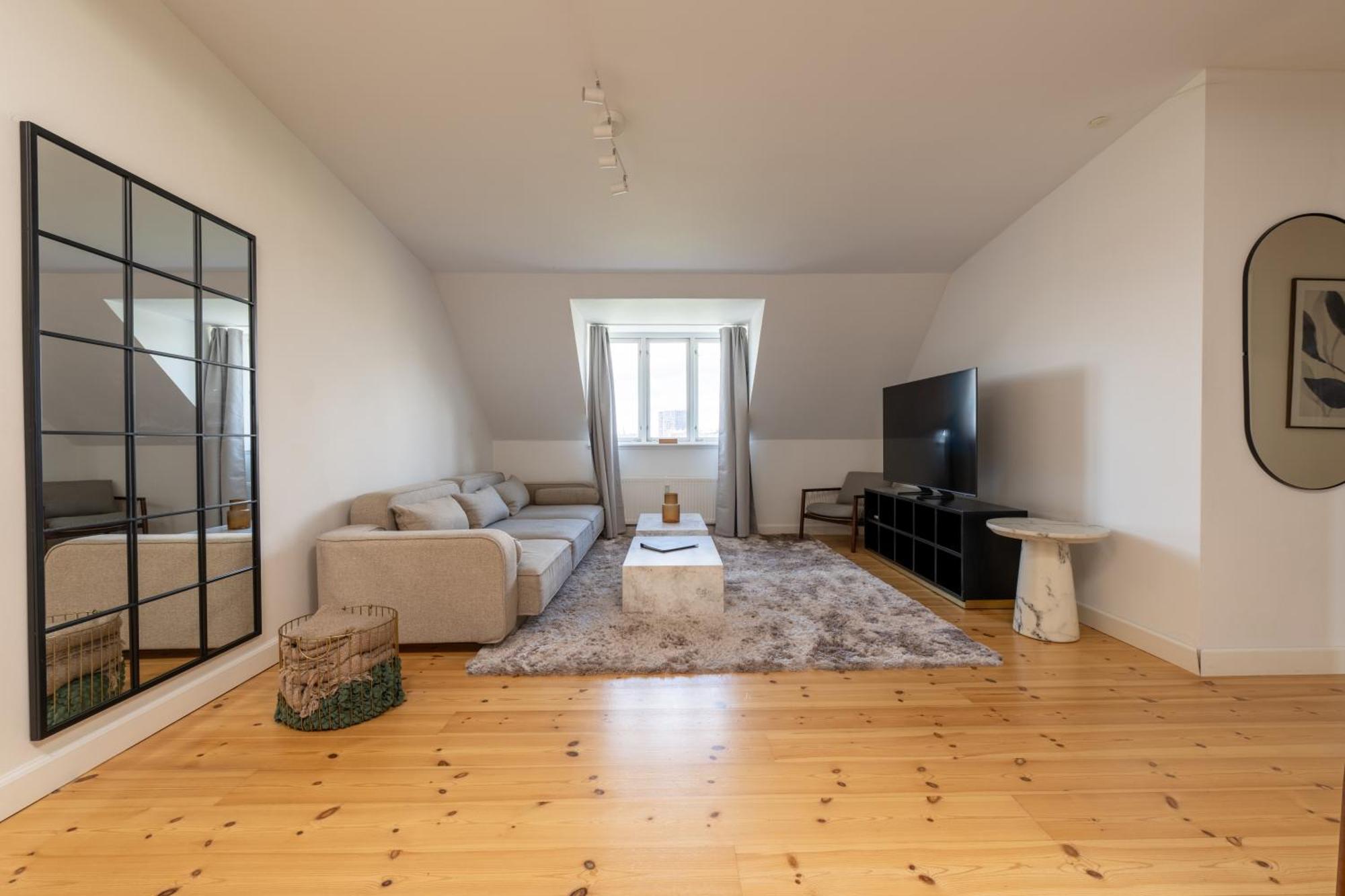 Appartement Bright 3br With Balcony And Amazing View Kopenhagen