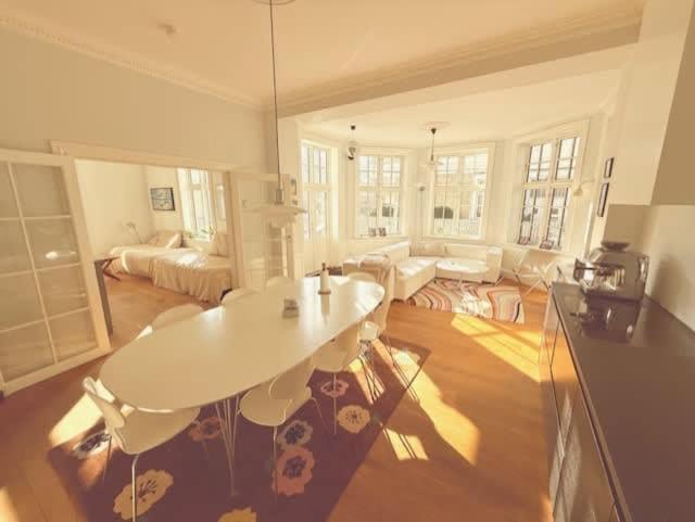 Apartamento Charming In The Heart Of Frederiksberg Copenhague