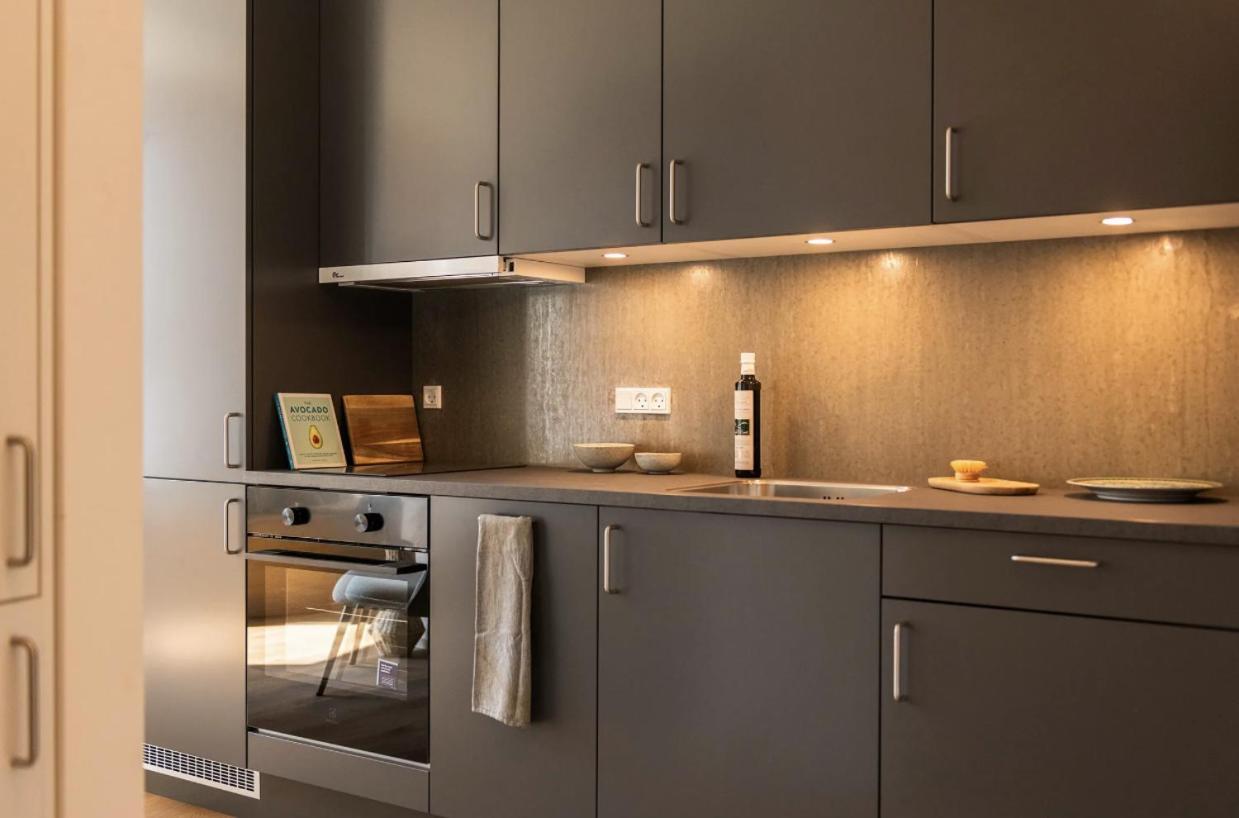Apartment Living *