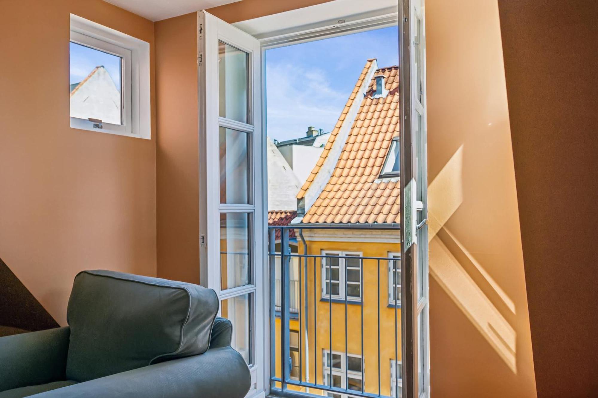 Location - By Tivoli Nyhavn & Metro Apartment