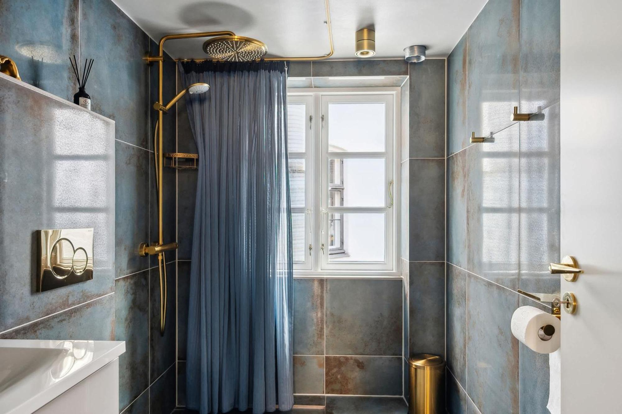 - Steps From Tivoli & Nyhavn Apartment *