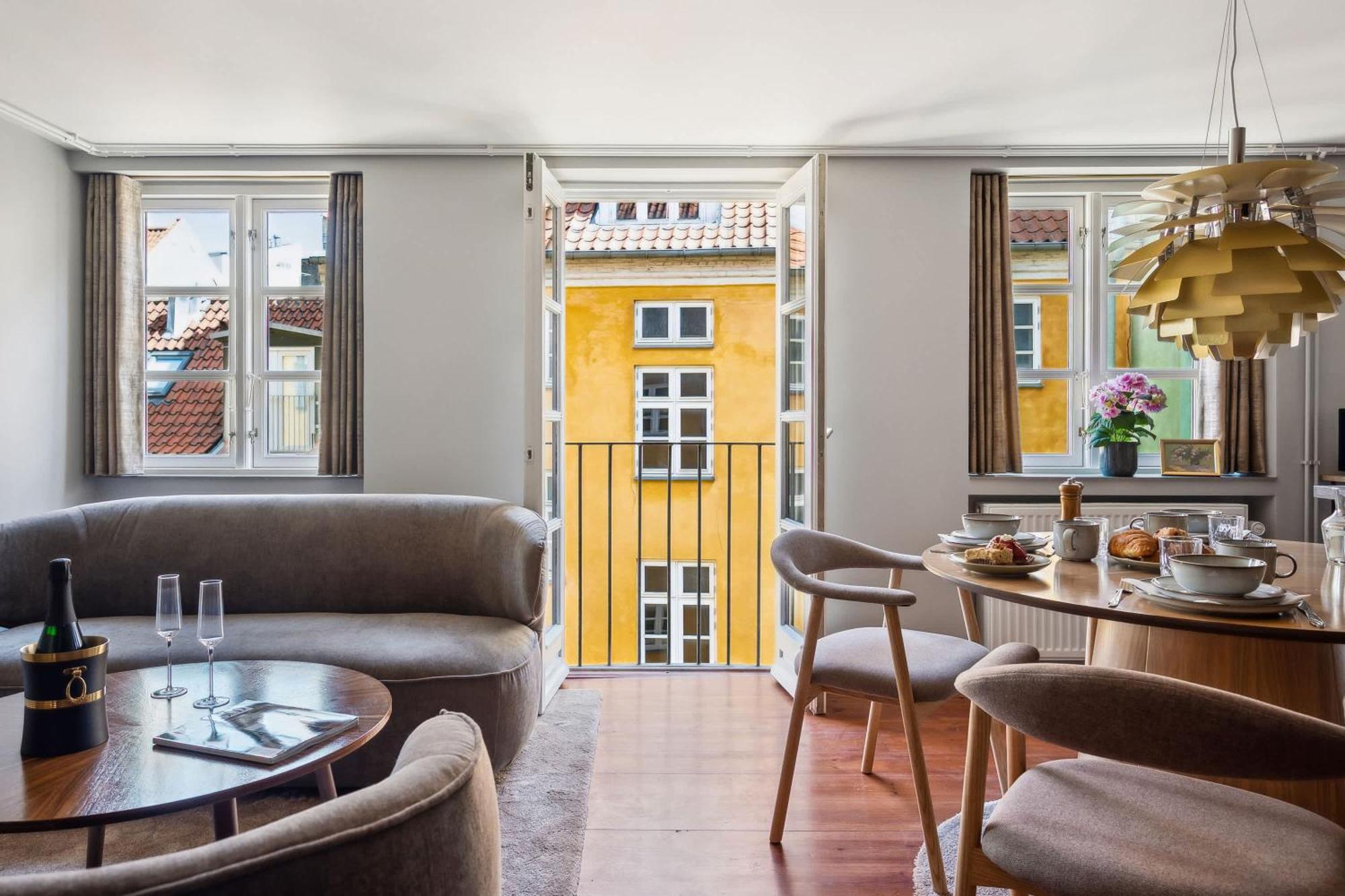 - Steps From Tivoli & Nyhavn *
