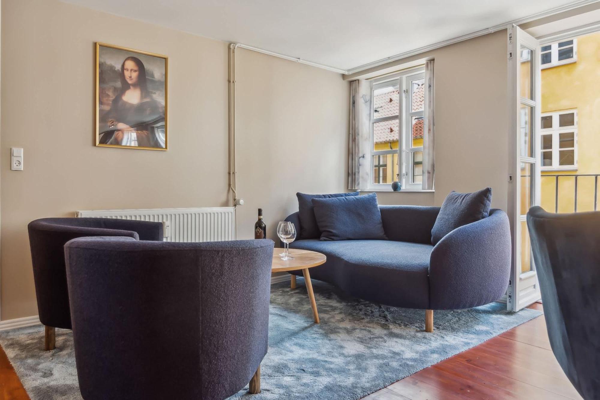 Prime Location - Near Nyhavn & Tivoli Gardens