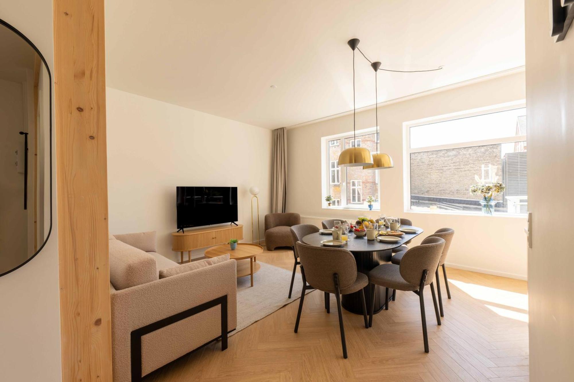 Newly Renovated 2br With Large Balcony * Copenhagen