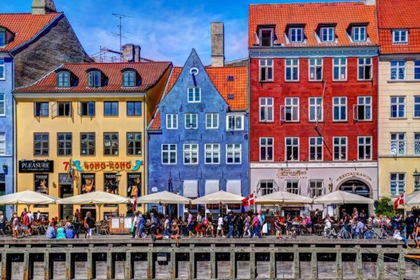 Location - By Tivoli Nyhavn & Metro Apartment Copenhagen