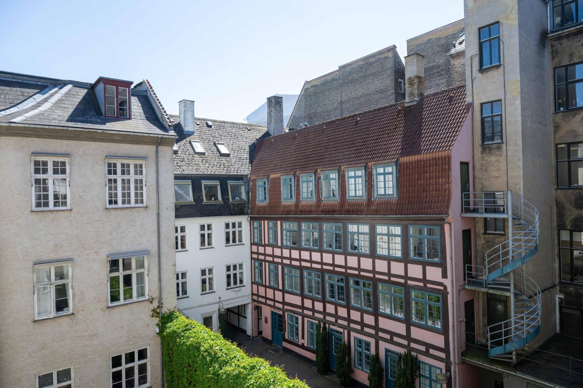 Apartment Grand Lux For 12 In Copenhagen