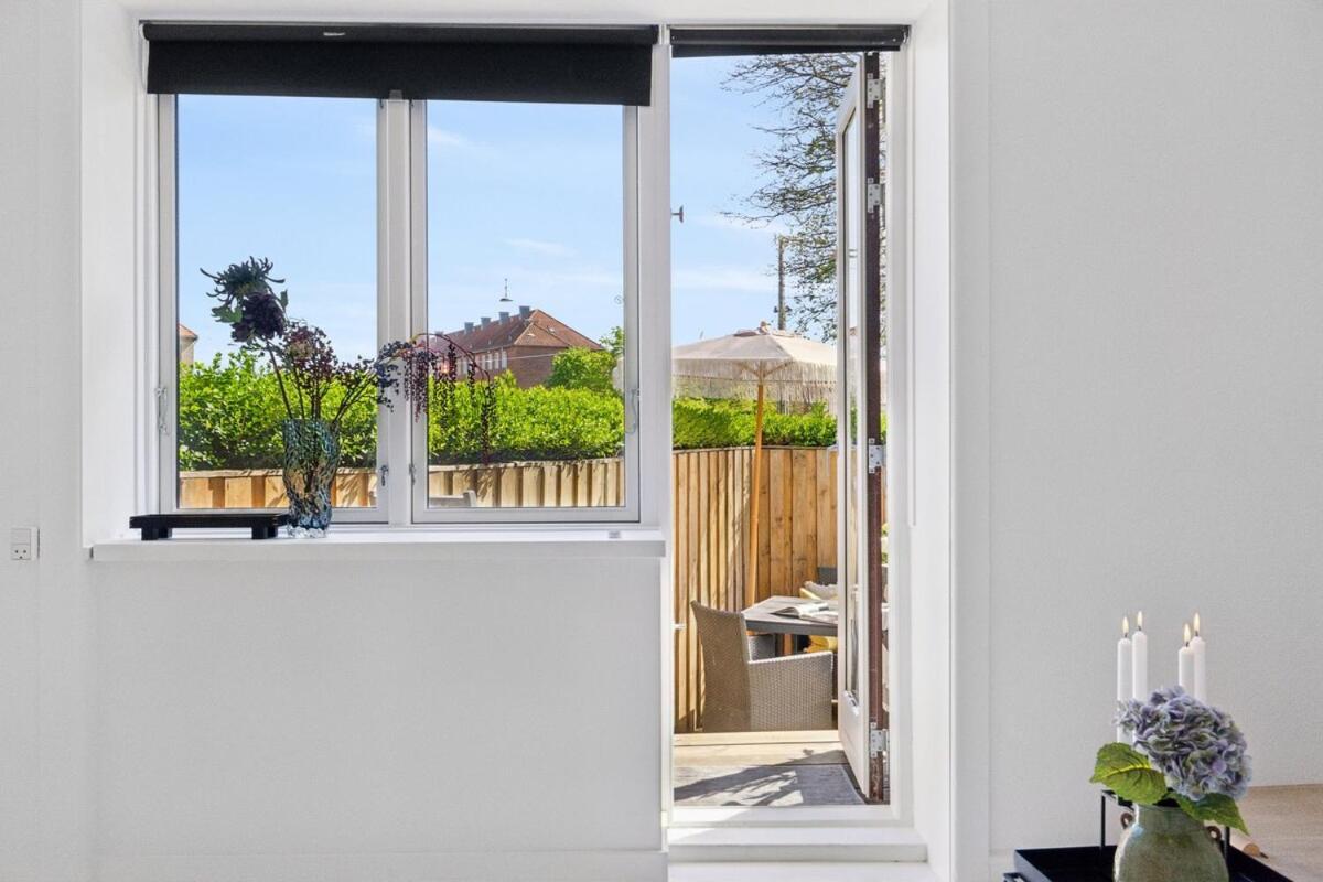 Apartment Retreat Garden Oasis Copenhagen
