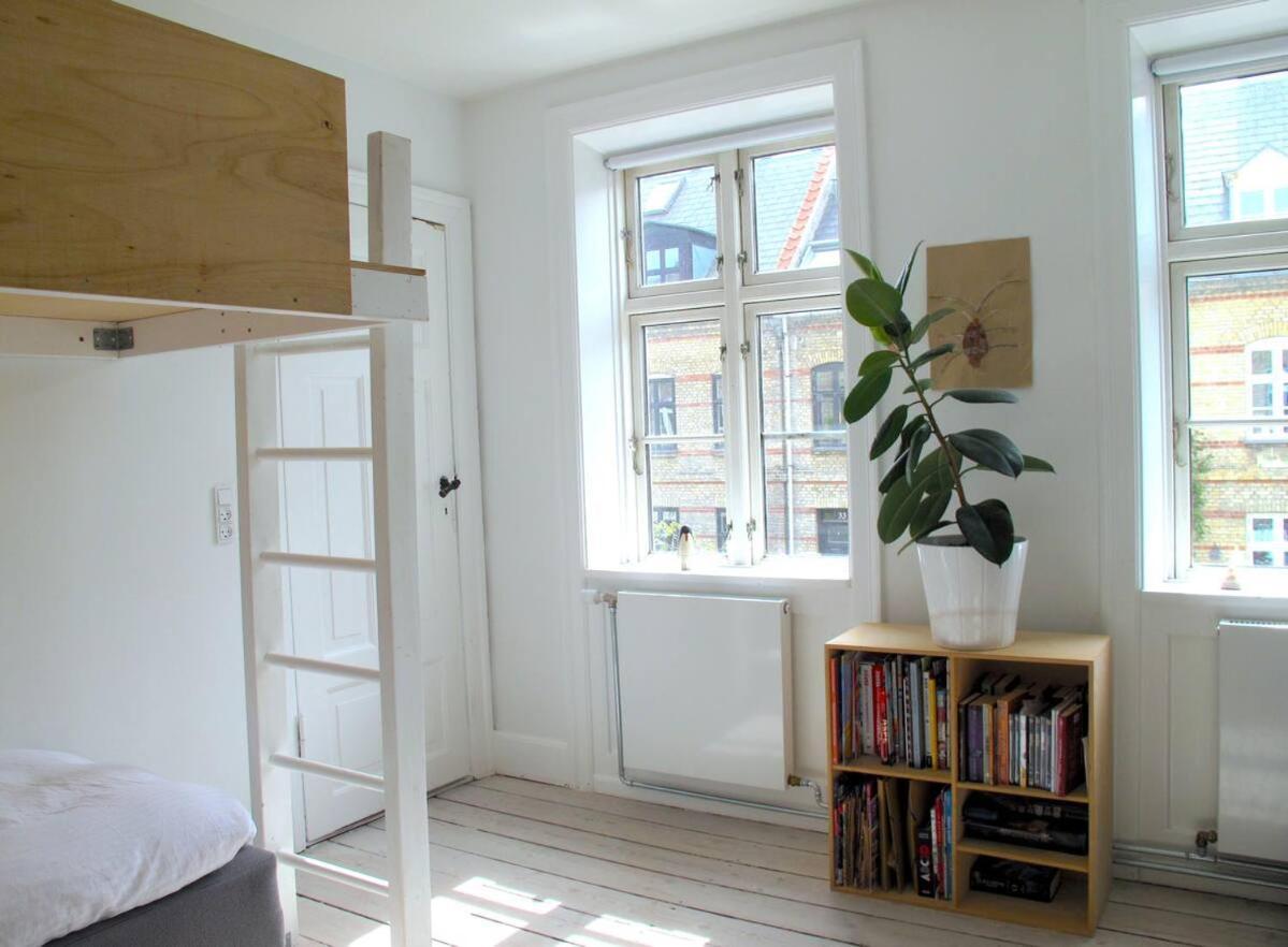 Historic Townhouse In The Heart Of