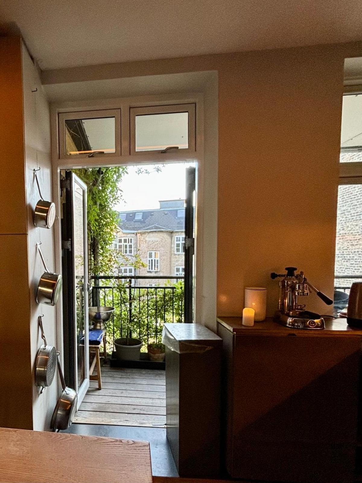 Unbeatable Cph Location - Local With Sunny Terrace