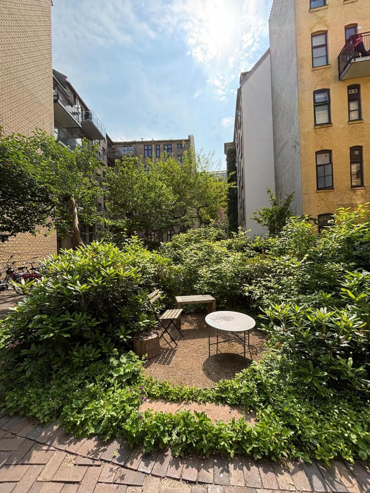 Unbeatable Cph Location - Local With Sunny Terrace Apartment Kopenhagen