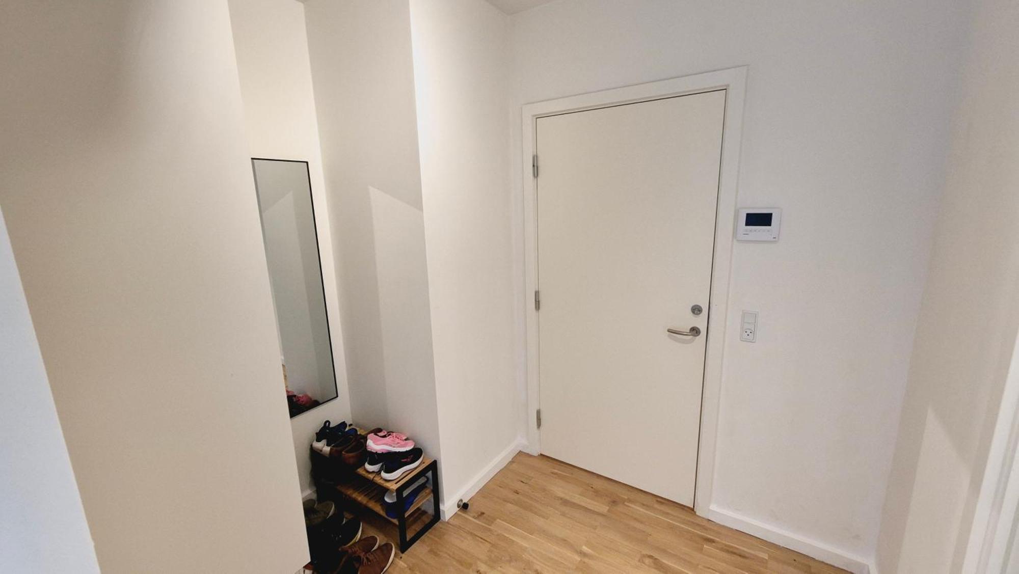 Spacious 120 Metres From Metro